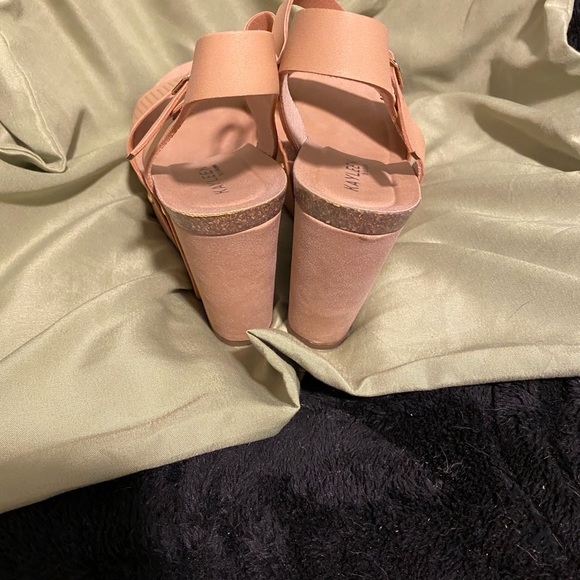 WOMENS wedges - Picture 4 of 6